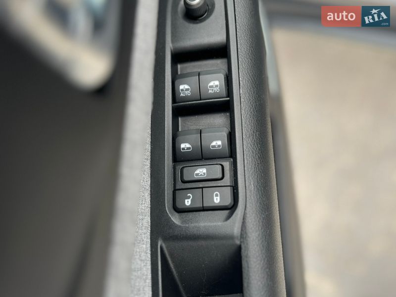 Внедорожник / Кроссовер Jeep Compass 2021 в Киеве фото 15 Внедорожник / Кроссовер Jeep Compass 2021 в Киеве