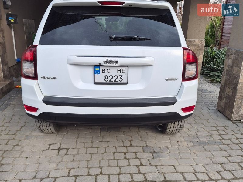 2016 Jeep Compass — zdjęcie 1 (autoria)