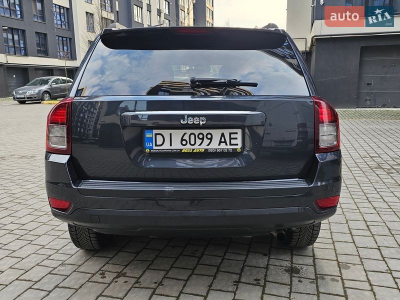 Внедорожник / Кроссовер Jeep Compass 2015 в Ивано-Франковске