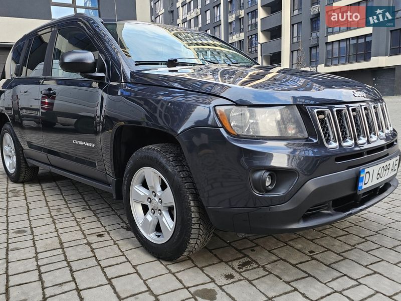 Внедорожник / Кроссовер Jeep Compass 2015 в Ивано-Франковске