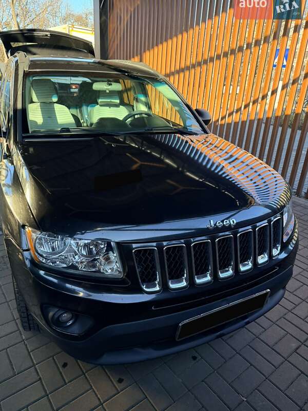 Внедорожник / Кроссовер Jeep Compass 2011 в Черкассах фото 2 Внедорожник / Кроссовер Jeep Compass 2011 в Черкассах