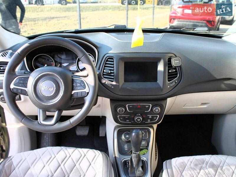 Внедорожник / Кроссовер Jeep Compass 2020 в Киеве