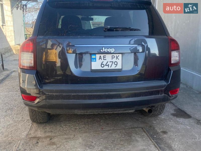 Внедорожник / Кроссовер Jeep Compass 2015 в Днепре