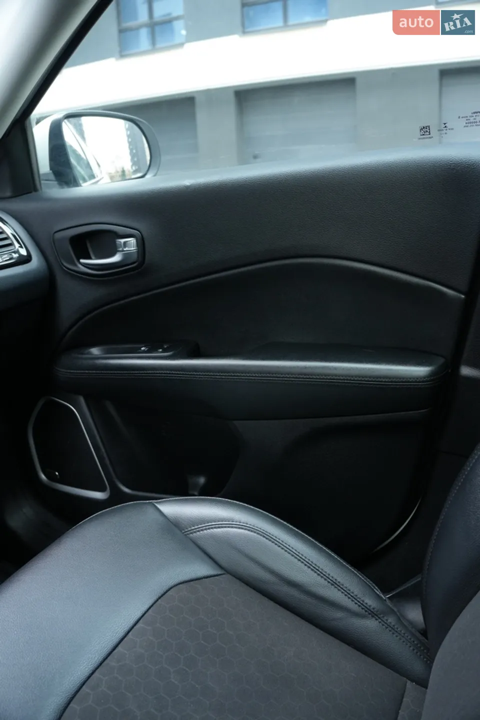 2021 Jeep Compass - мініатюра 19