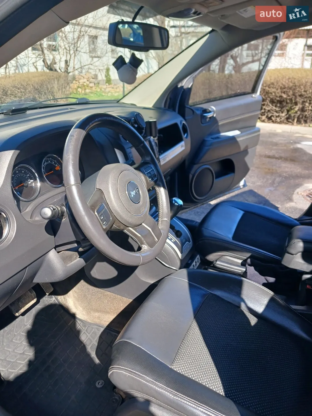 2014 Jeep Compass - мініатюра 21