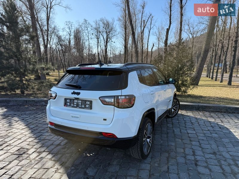 Позашляховик / Кросовер Jeep Compass 2024 в Києві