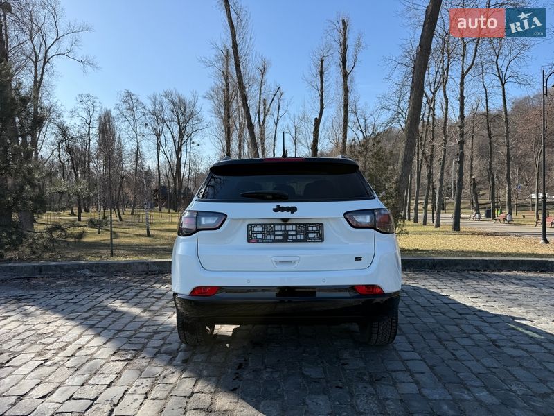 Позашляховик / Кросовер Jeep Compass 2024 в Києві