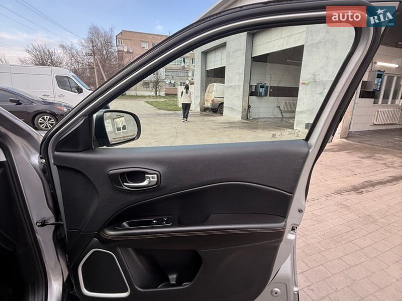 Позашляховик / Кросовер Jeep Compass 2018 в Харкові фото 22 Позашляховик / Кросовер Jeep Compass 2018 в Харкові