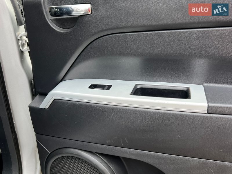 Внедорожник / Кроссовер Jeep Compass 2008 в Никополе фото 15 Внедорожник / Кроссовер Jeep Compass 2008 в Никополе