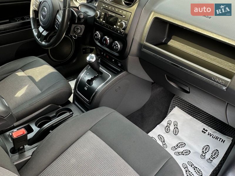 Позашляховик / Кросовер Jeep Compass 2011 в Смілі