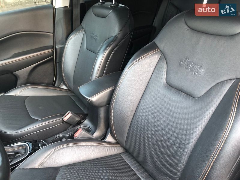 Позашляховик / Кросовер Jeep Compass 2020 в Кременчуці фото 25 Позашляховик / Кросовер Jeep Compass 2020 в Кременчуці