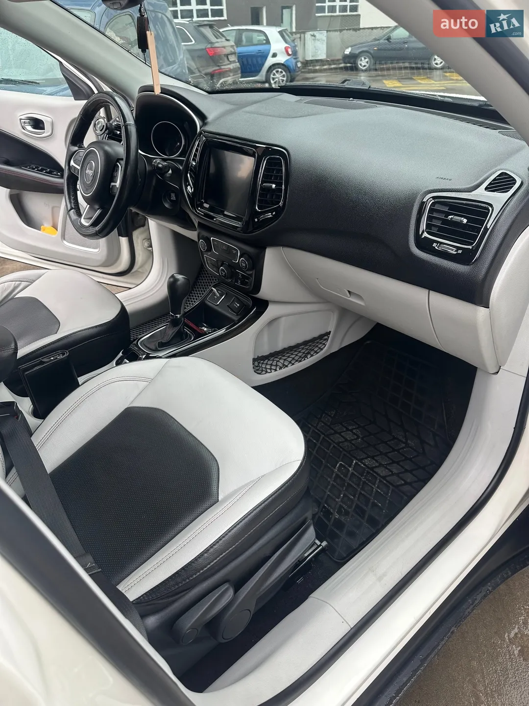 2019 Jeep Compass - мініатюра 8
