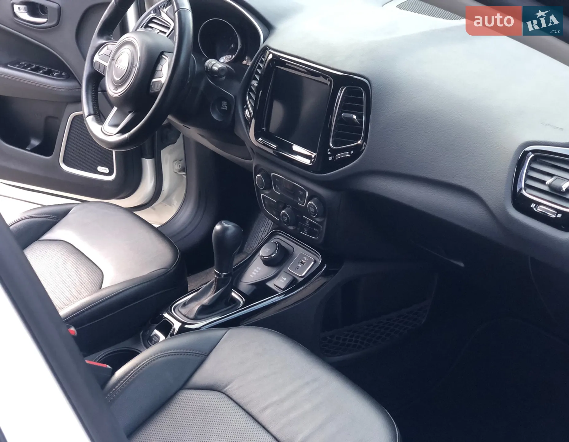 2020 Jeep Compass - мініатюра 39