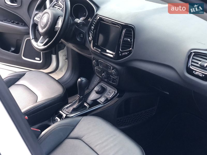 Позашляховик / Кросовер Jeep Compass 2020 в Кременчуці фото 39 Позашляховик / Кросовер Jeep Compass 2020 в Кременчуці