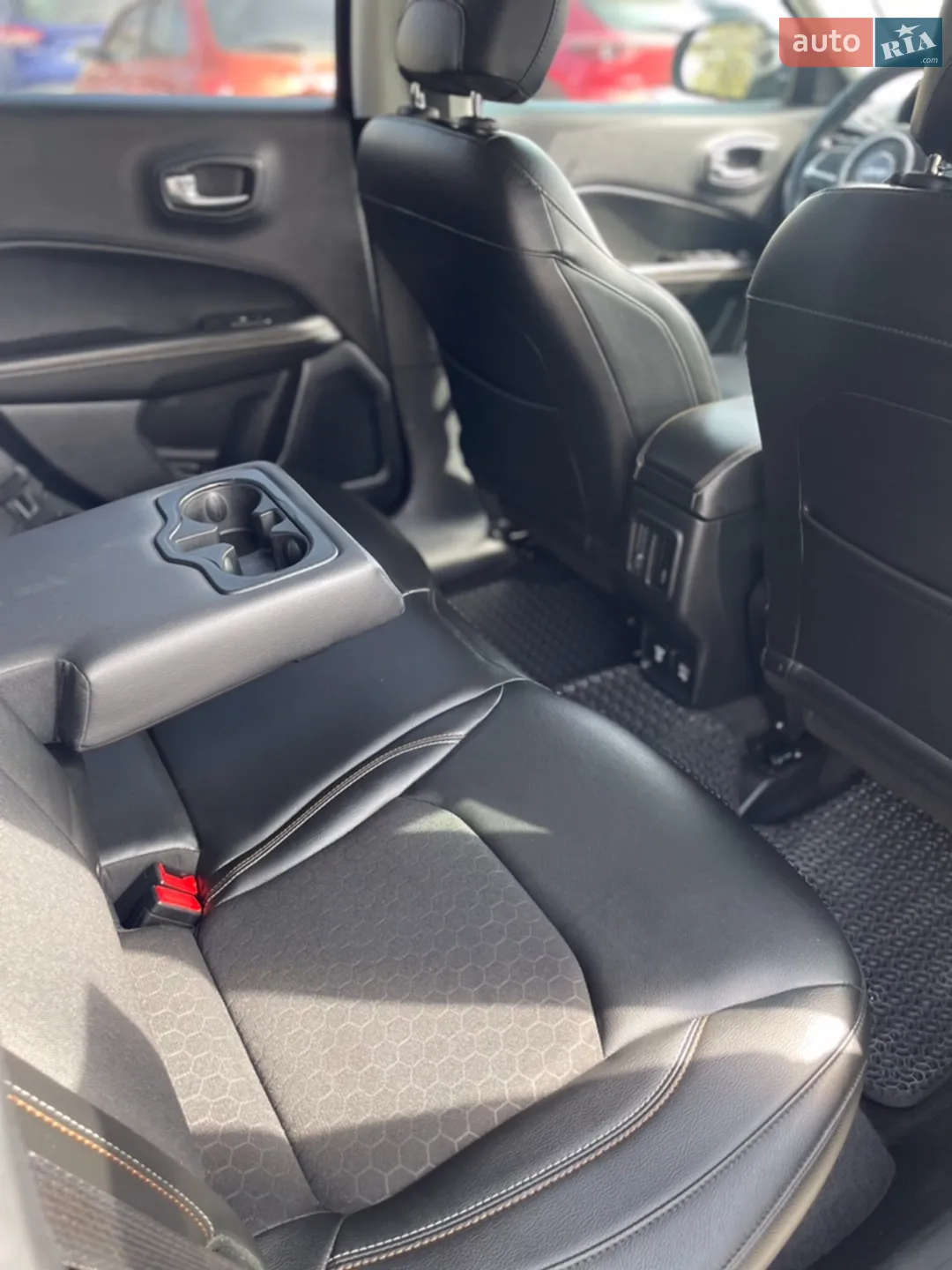 2018 Jeep Compass - мініатюра 10