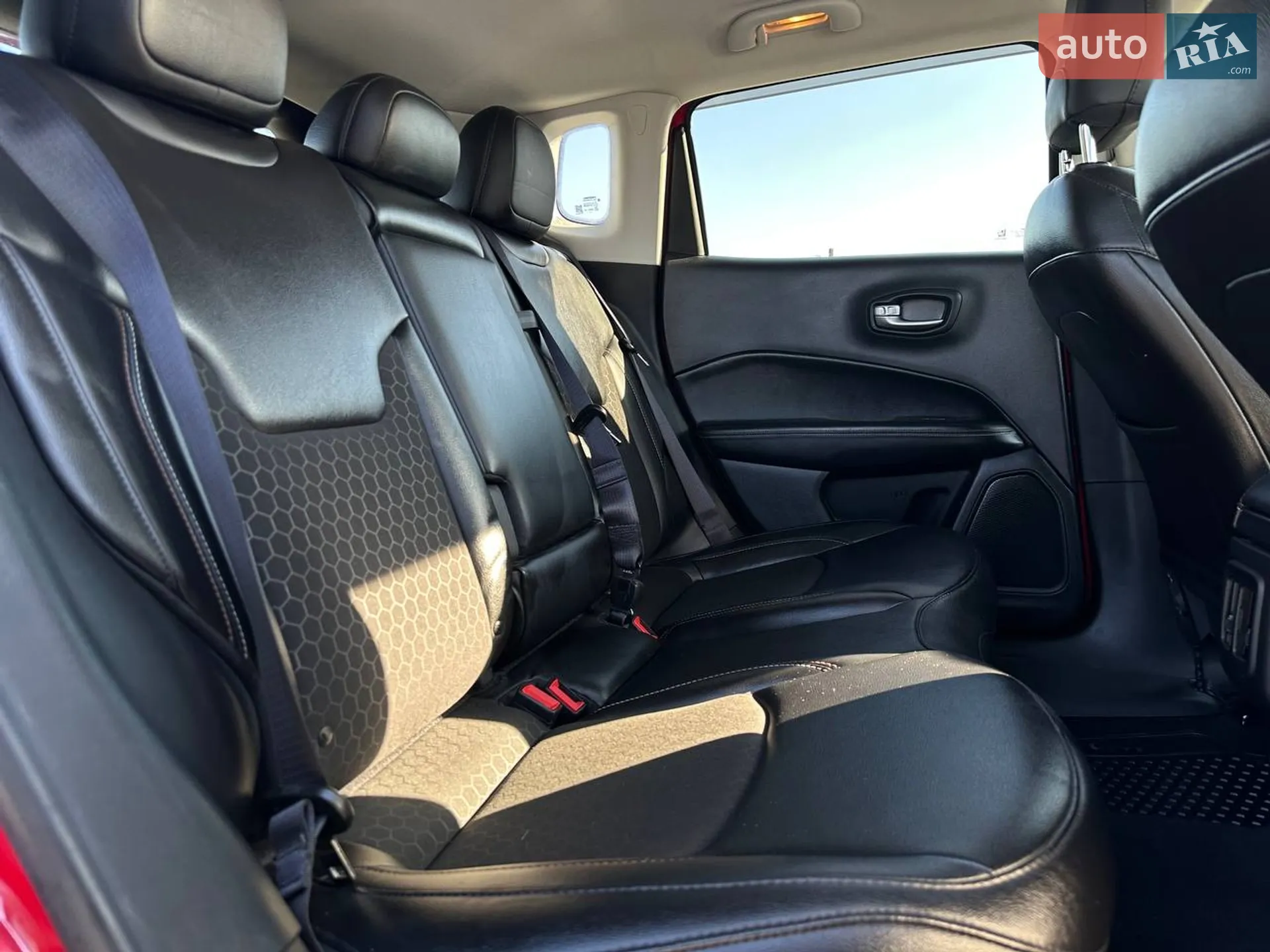 2020 Jeep Compass - мініатюра 19
