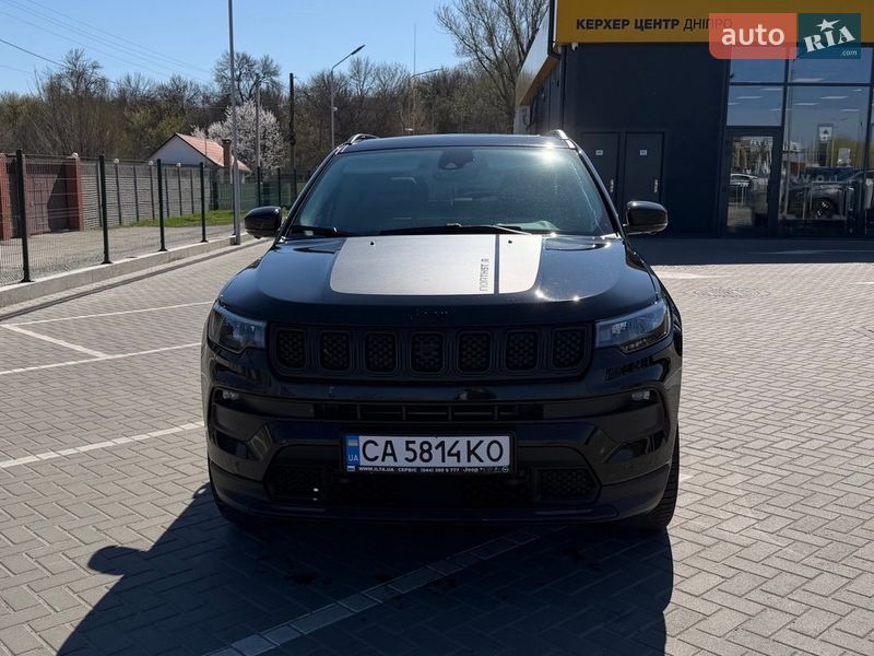 2025 Jeep Compass, VIN ZACNJECA1SPT08812:plate — фото 1 (autoria)
