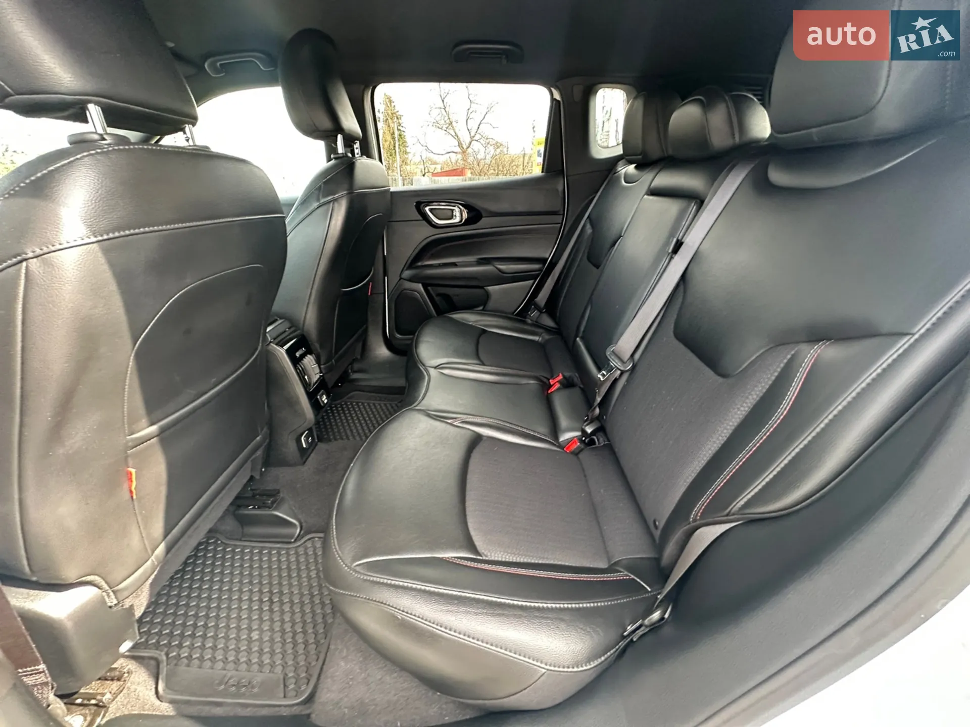 2023 Jeep Compass - мініатюра 33