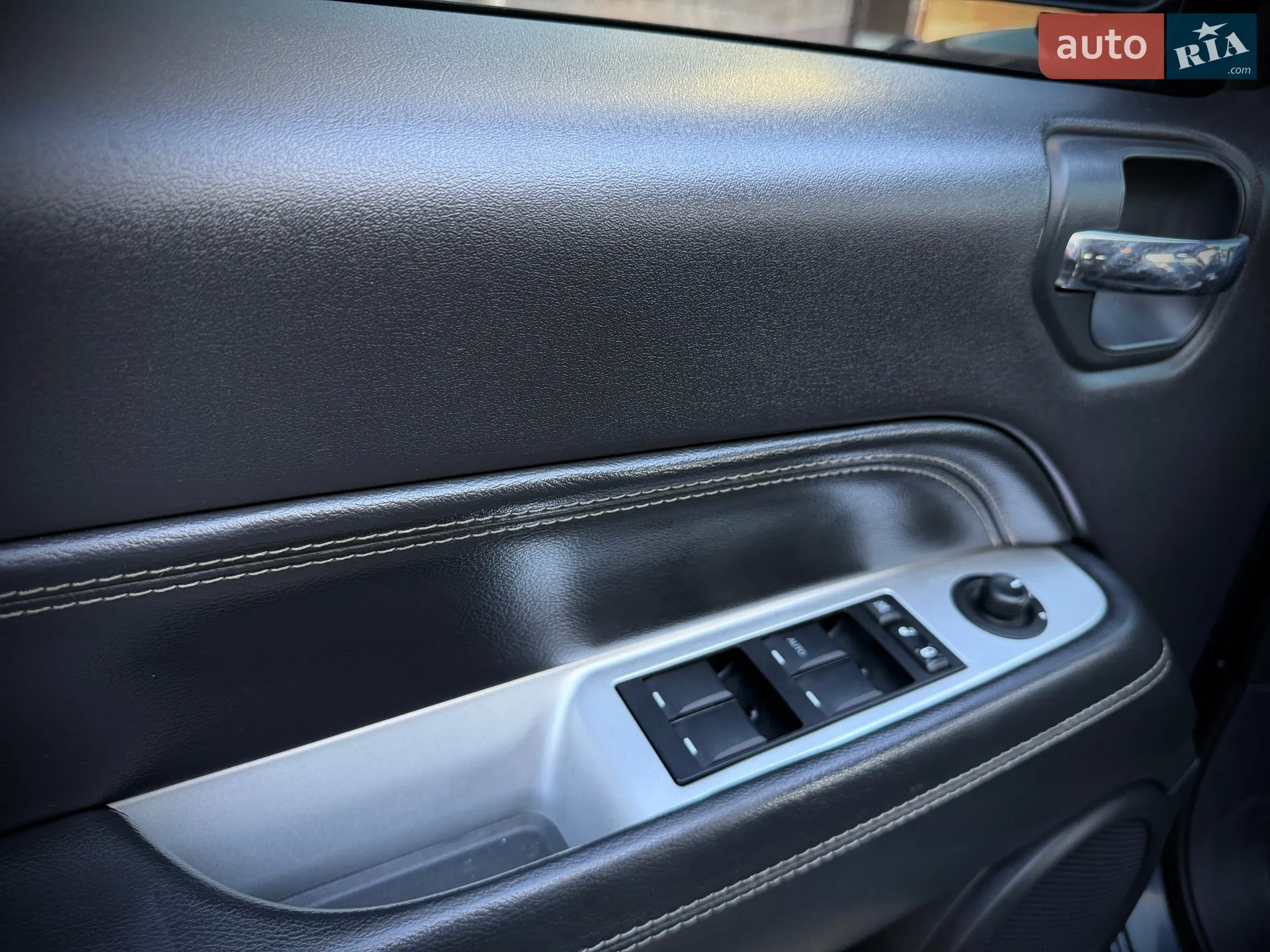2014 Jeep Compass - мініатюра 27