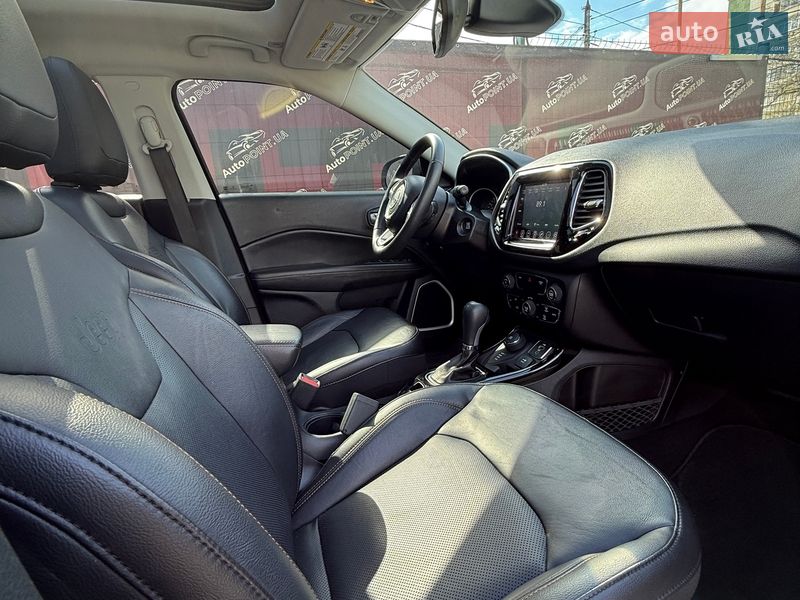 Внедорожник / Кроссовер Jeep Compass 2017 в Сумах