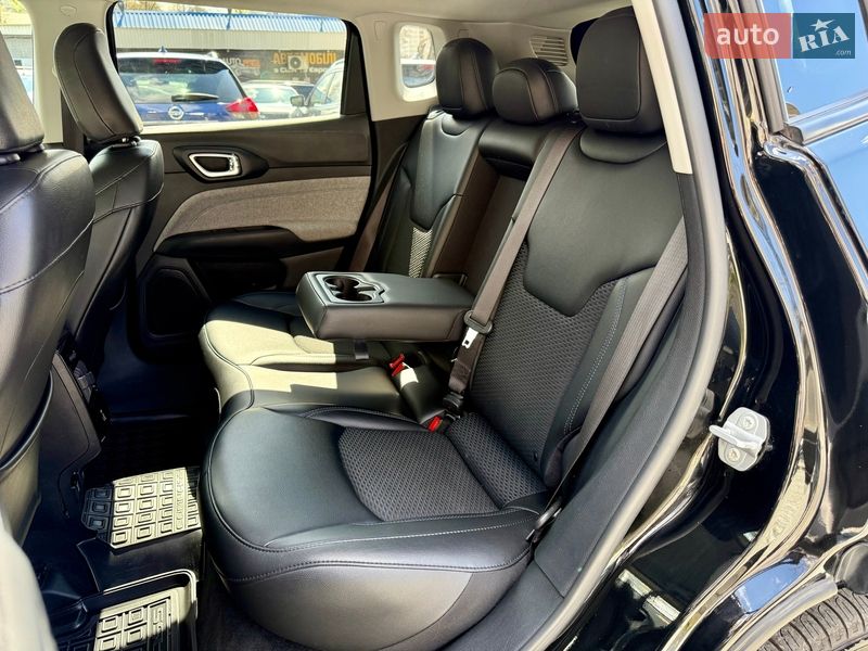 Внедорожник / Кроссовер Jeep Compass 2021 в Харькове