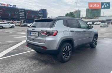 Внедорожник / Кроссовер Jeep Compass 2021 в Киеве