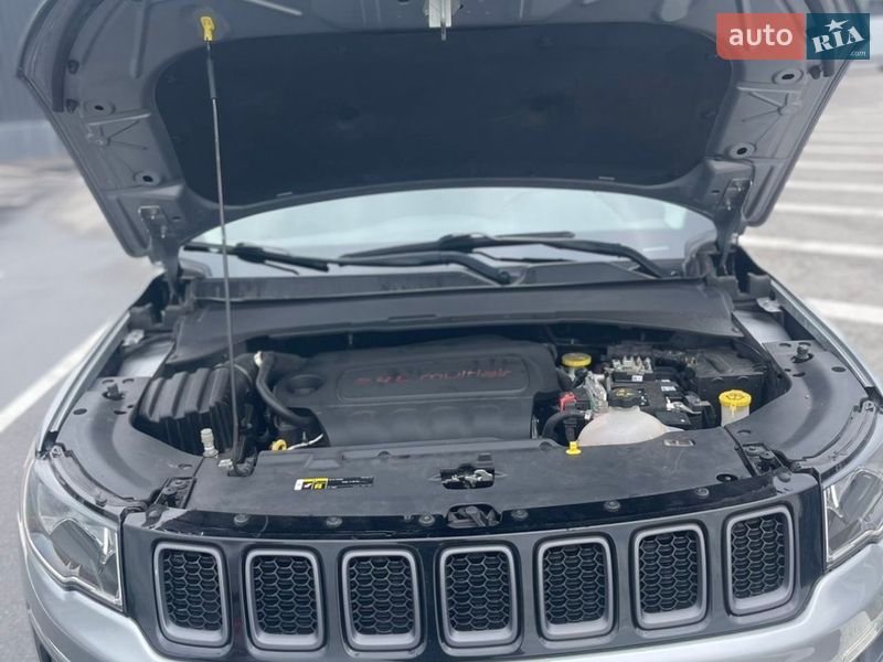Внедорожник / Кроссовер Jeep Compass 2021 в Киеве