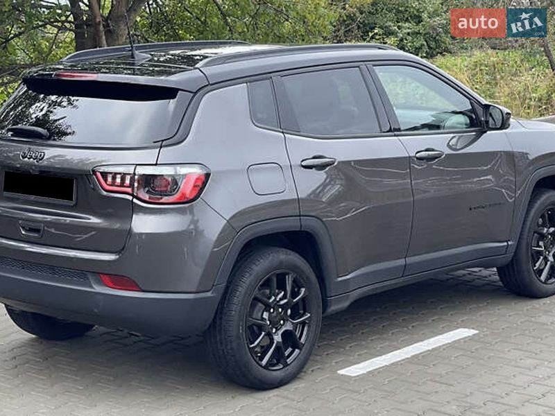 Внедорожник / Кроссовер Jeep Compass 2023 в Киеве