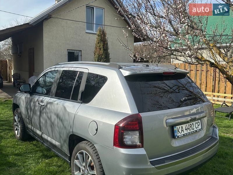 Внедорожник / Кроссовер Jeep Compass 2016 в Глевахе