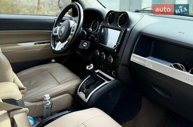 Внедорожник / Кроссовер Jeep Compass 2016 в Киеве