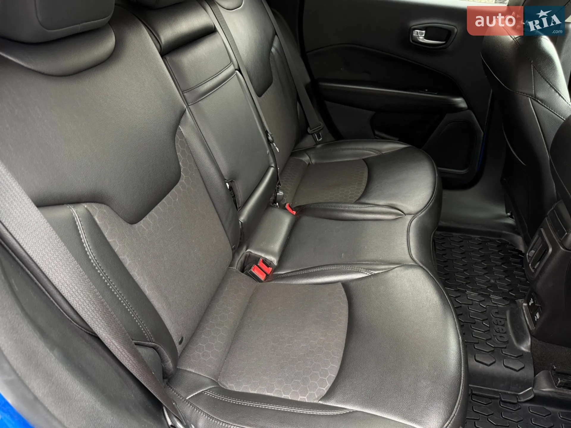 2019 Jeep Compass - мініатюра 18