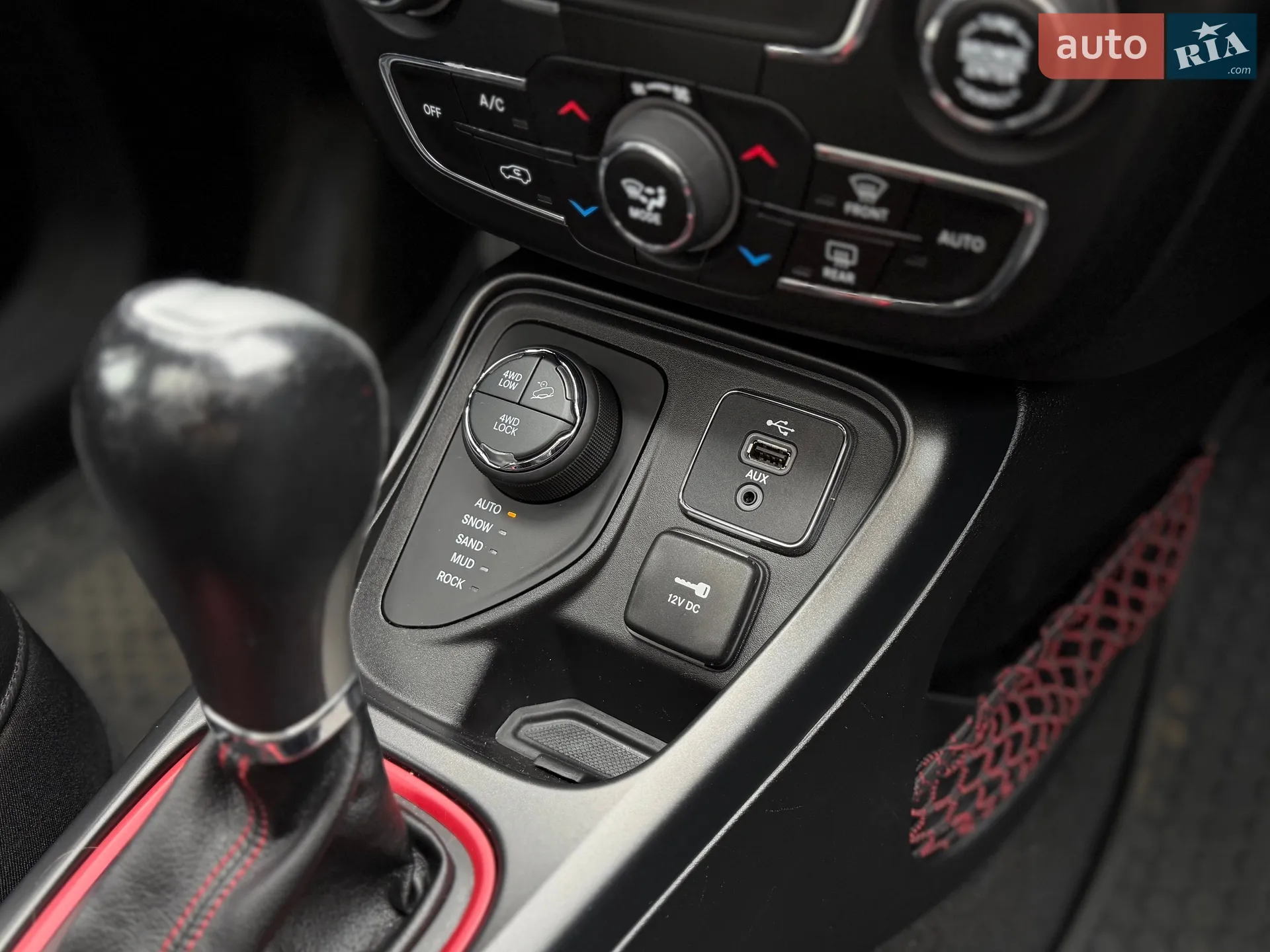 2018 Jeep Compass - мініатюра 43