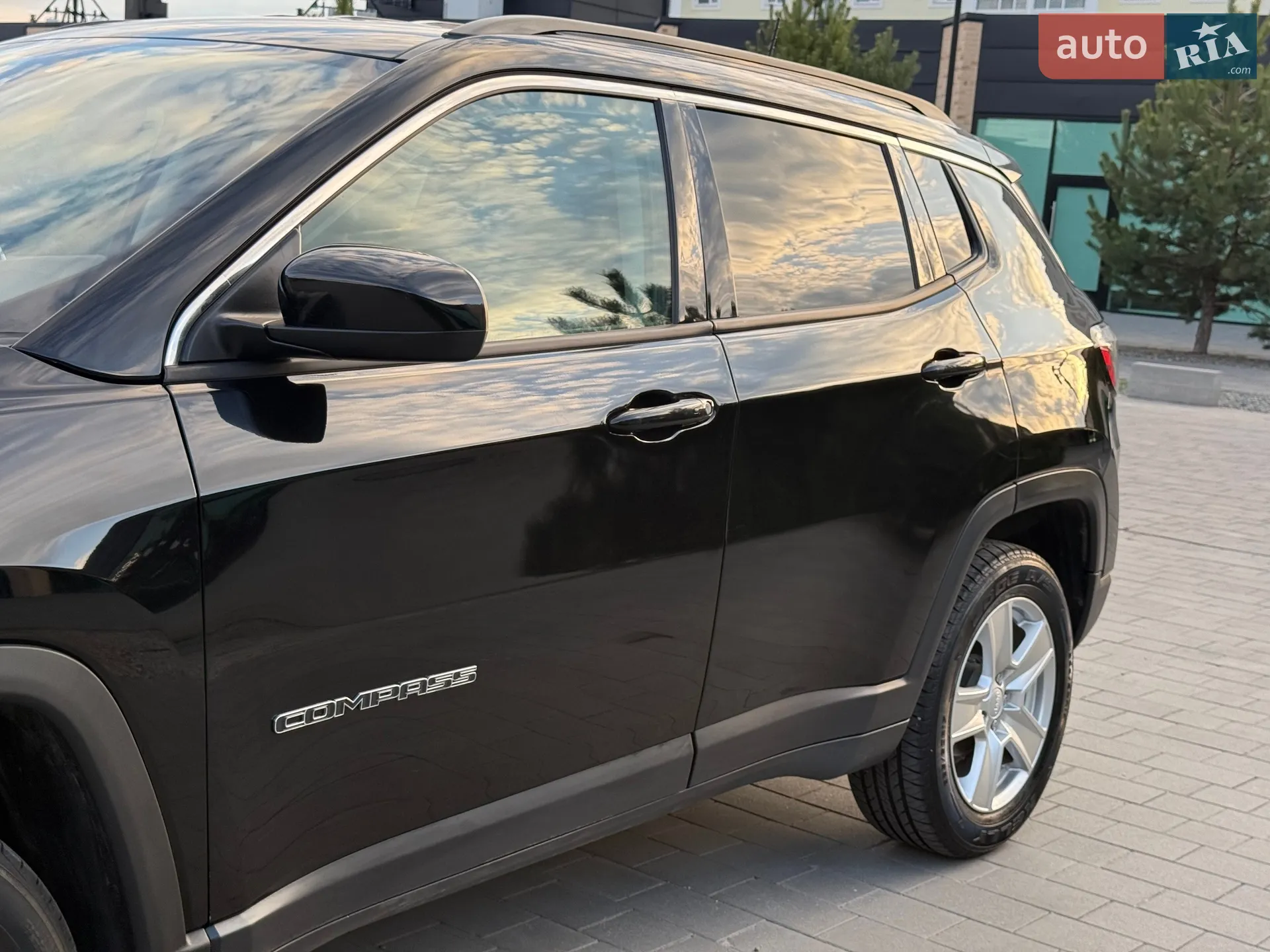 2021 Jeep Compass - мініатюра 37