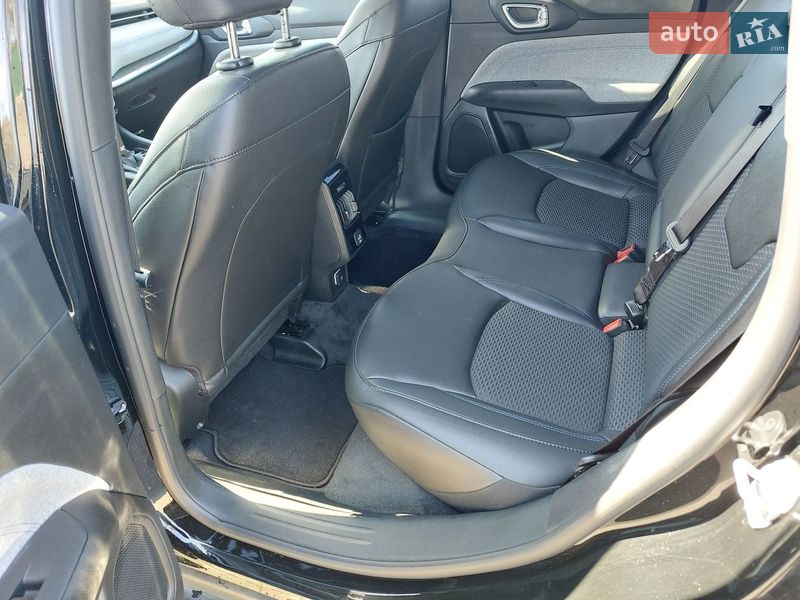 Внедорожник / Кроссовер Jeep Compass 2025 в Чернигове