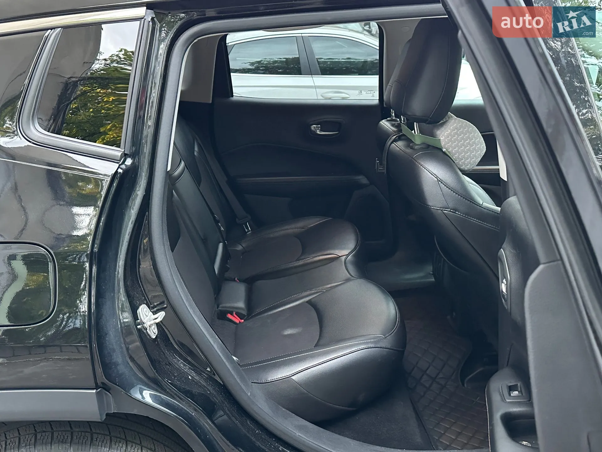2019 Jeep Compass - мініатюра 30