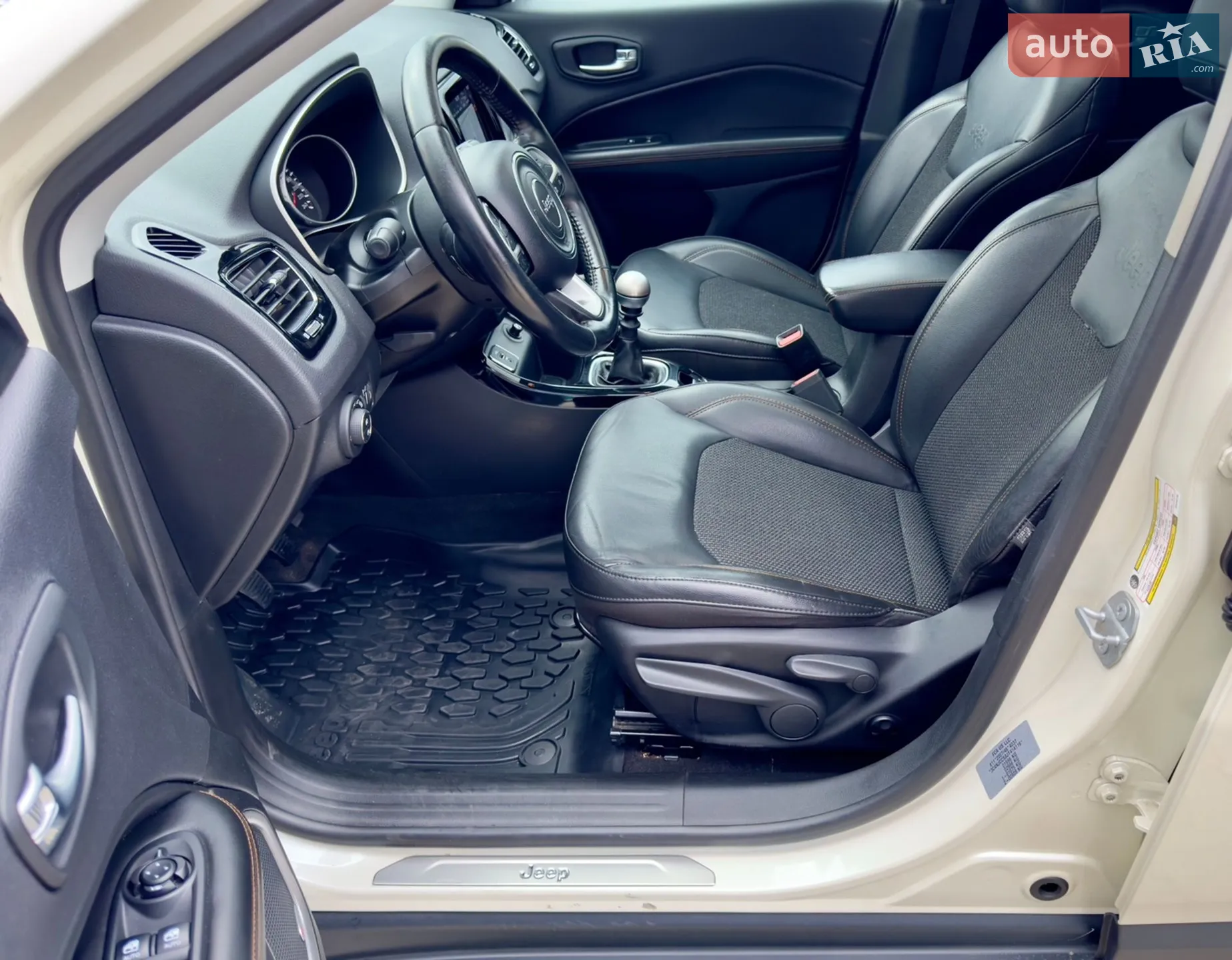 2018 Jeep Compass - мініатюра 25