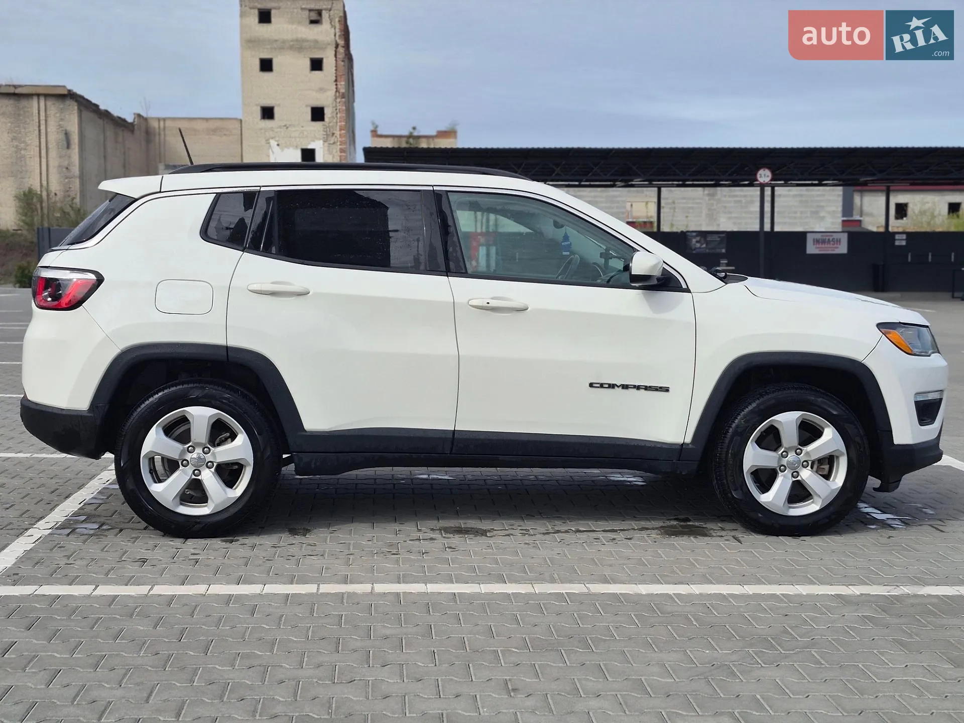 2018 Jeep Compass - мініатюра 9