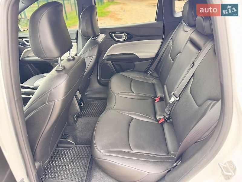 Внедорожник / Кроссовер Jeep Compass 2025 в Киеве