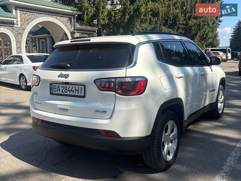 Позашляховик / Кросовер Jeep Compass 2017 в Києві
