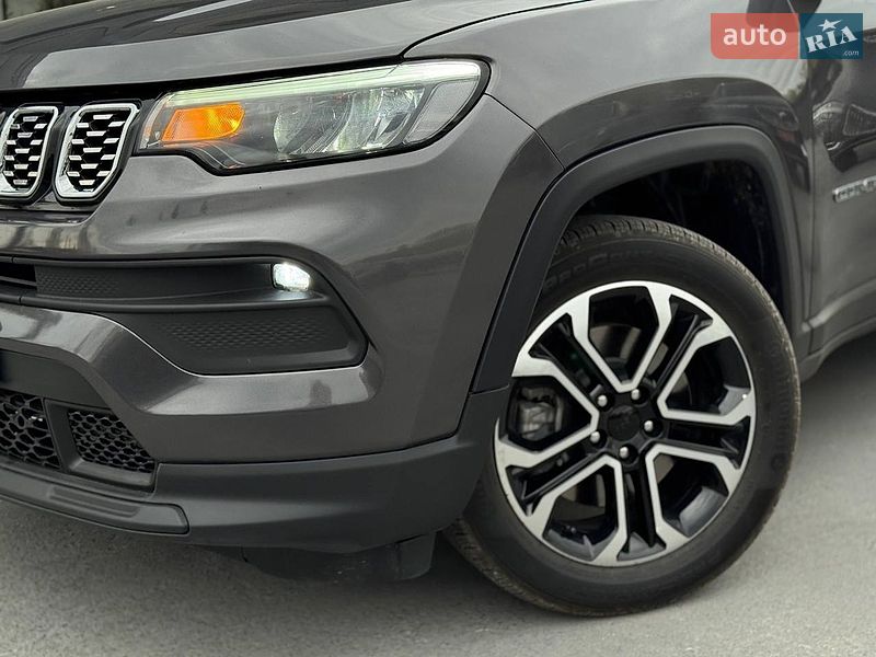 Внедорожник / Кроссовер Jeep Compass 2023 в Ровно