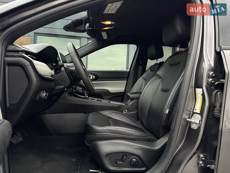 Внедорожник / Кроссовер Jeep Compass 2023 в Ровно