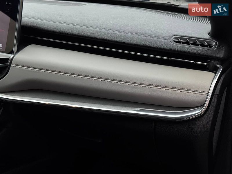 Внедорожник / Кроссовер Jeep Compass 2023 в Ровно