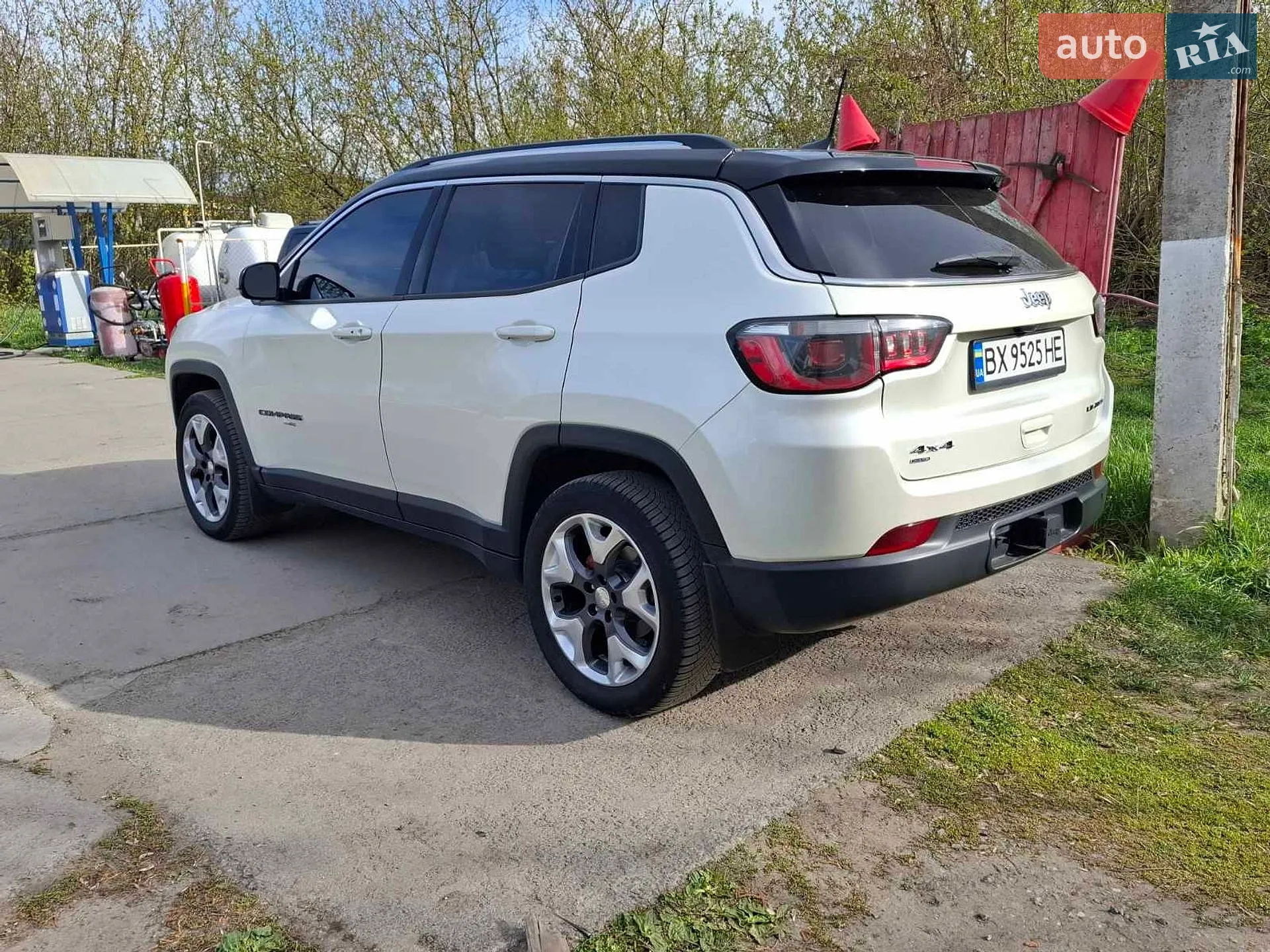 2017 Jeep Compass - мініатюра 2