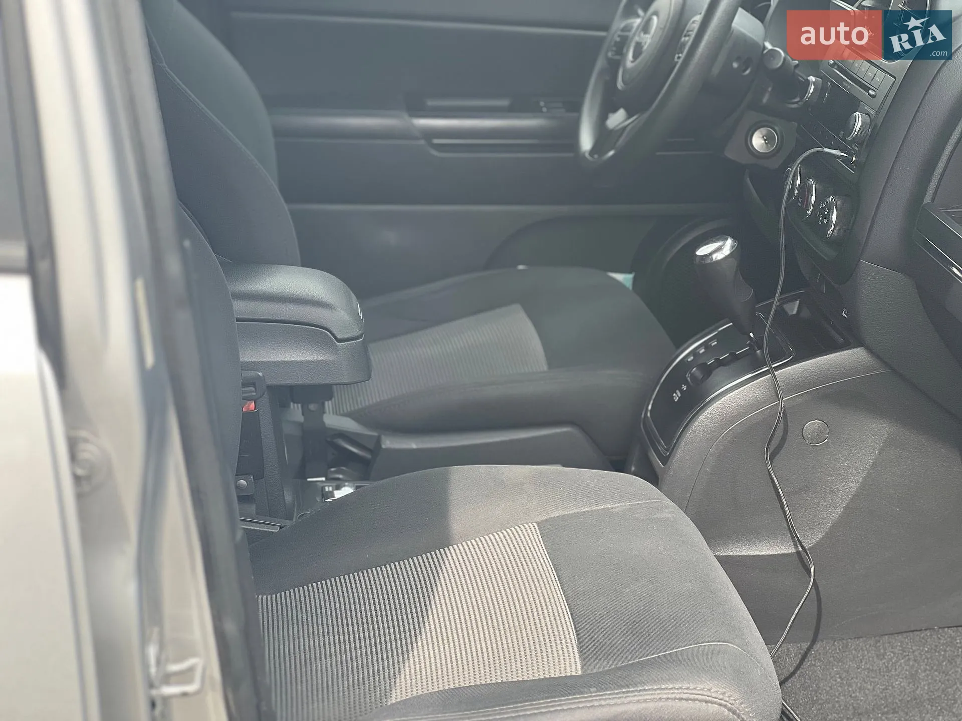 2011 Jeep Compass - мініатюра 4