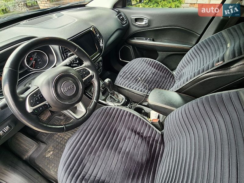 Позашляховик / Кросовер Jeep Compass 2018 в Вишневому