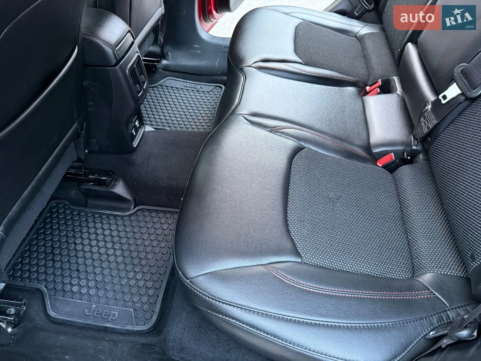 2018 Jeep Compass - мініатюра 14