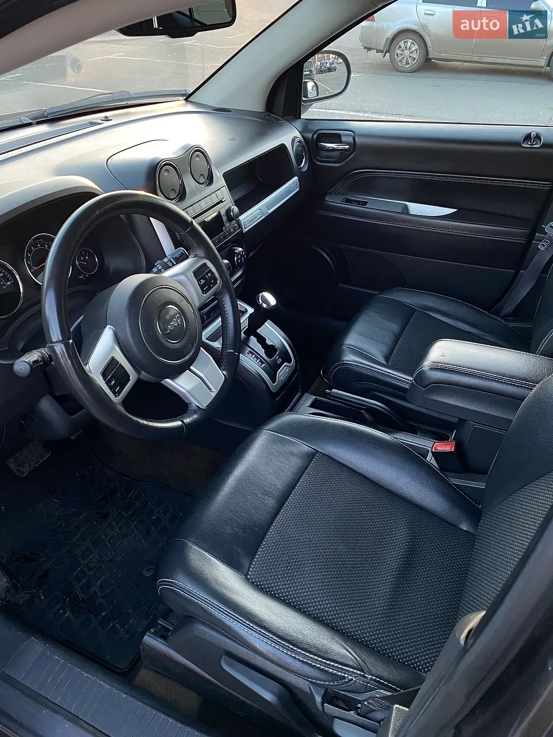2016 Jeep Compass - мініатюра 15