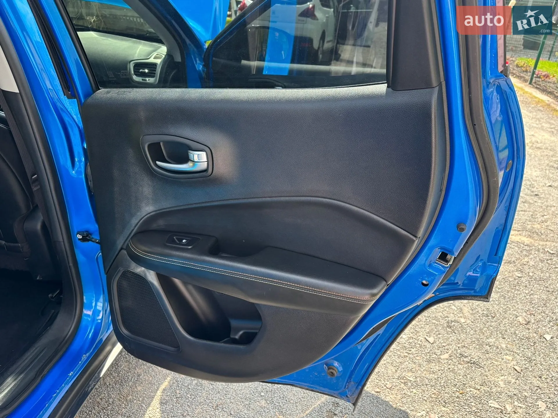 2018 Jeep Compass - мініатюра 21