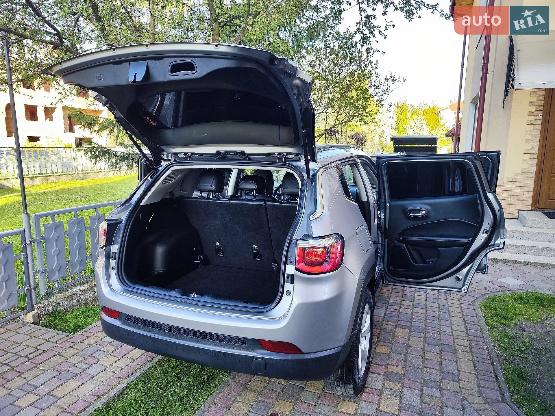 2018 Jeep Compass - мініатюра 3