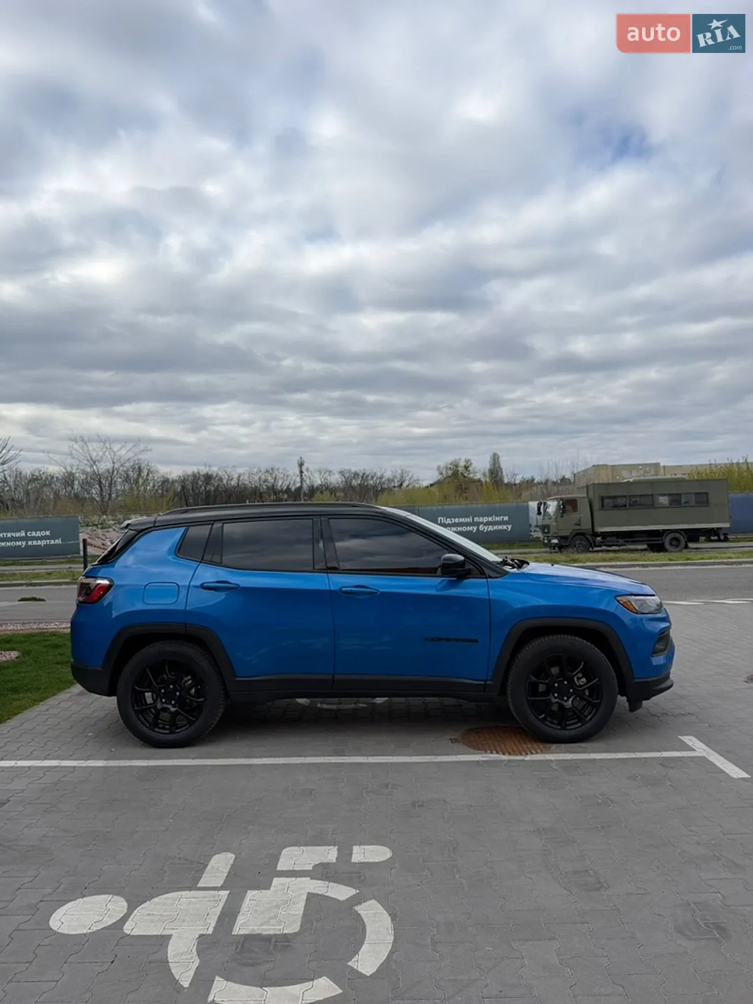2022 Jeep Compass - мініатюра 8